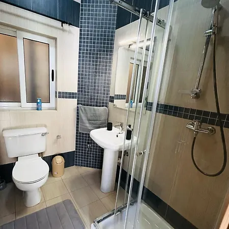 Island Breeze Ph Gzira