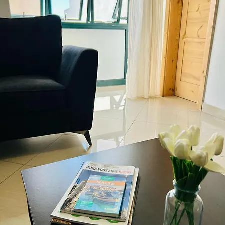 Island Breeze Ph Gzira