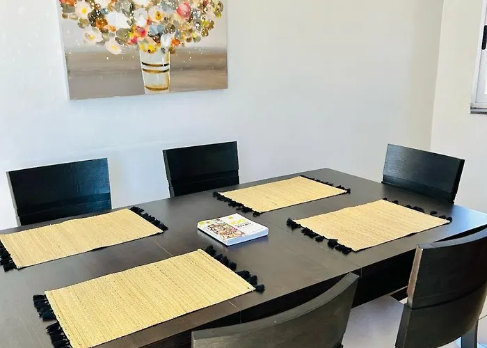 Island Breeze Ph Apartamento *